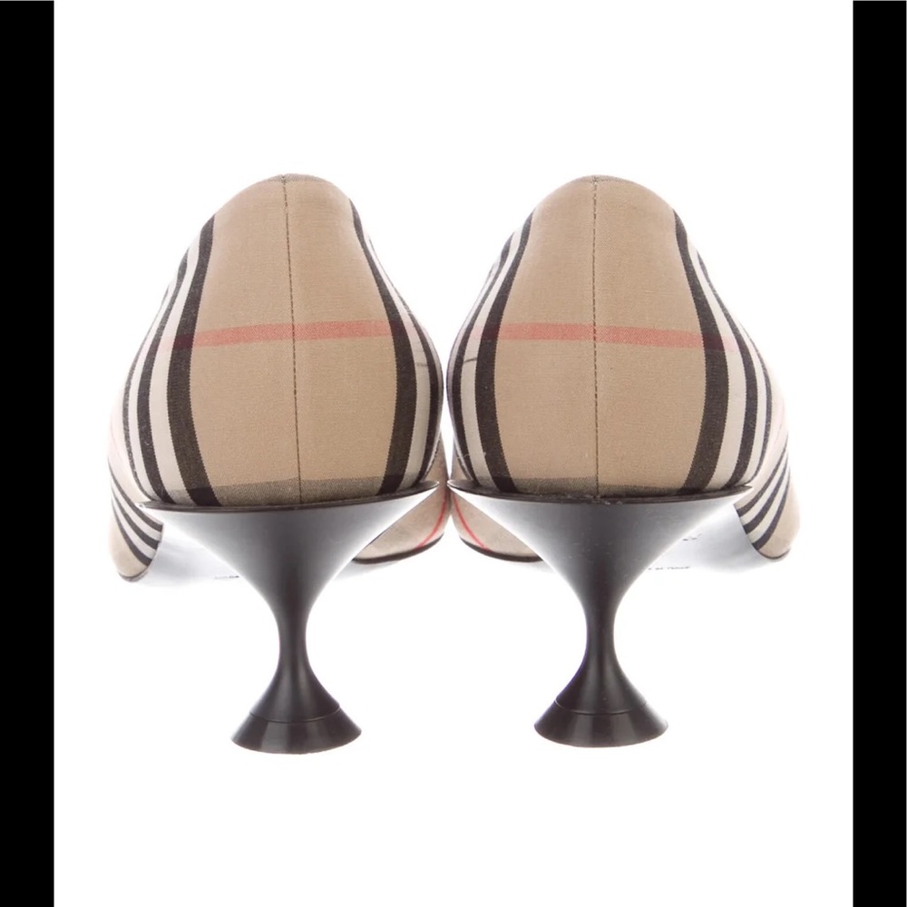 Burberry Nova Check Pattern Pumps - image 3